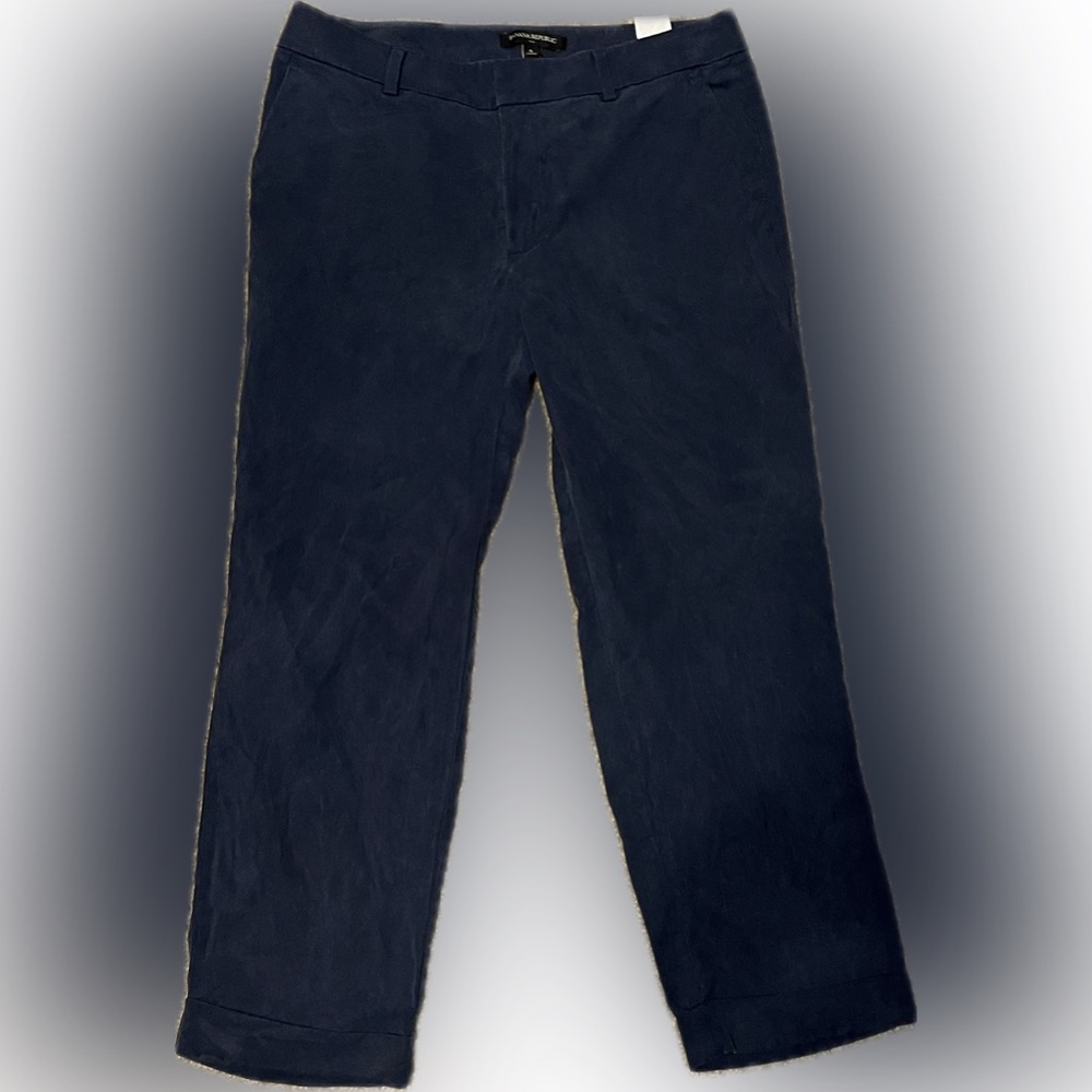 Banana Republic Cuffed Cropped Pant in Peacoat Blue size 6